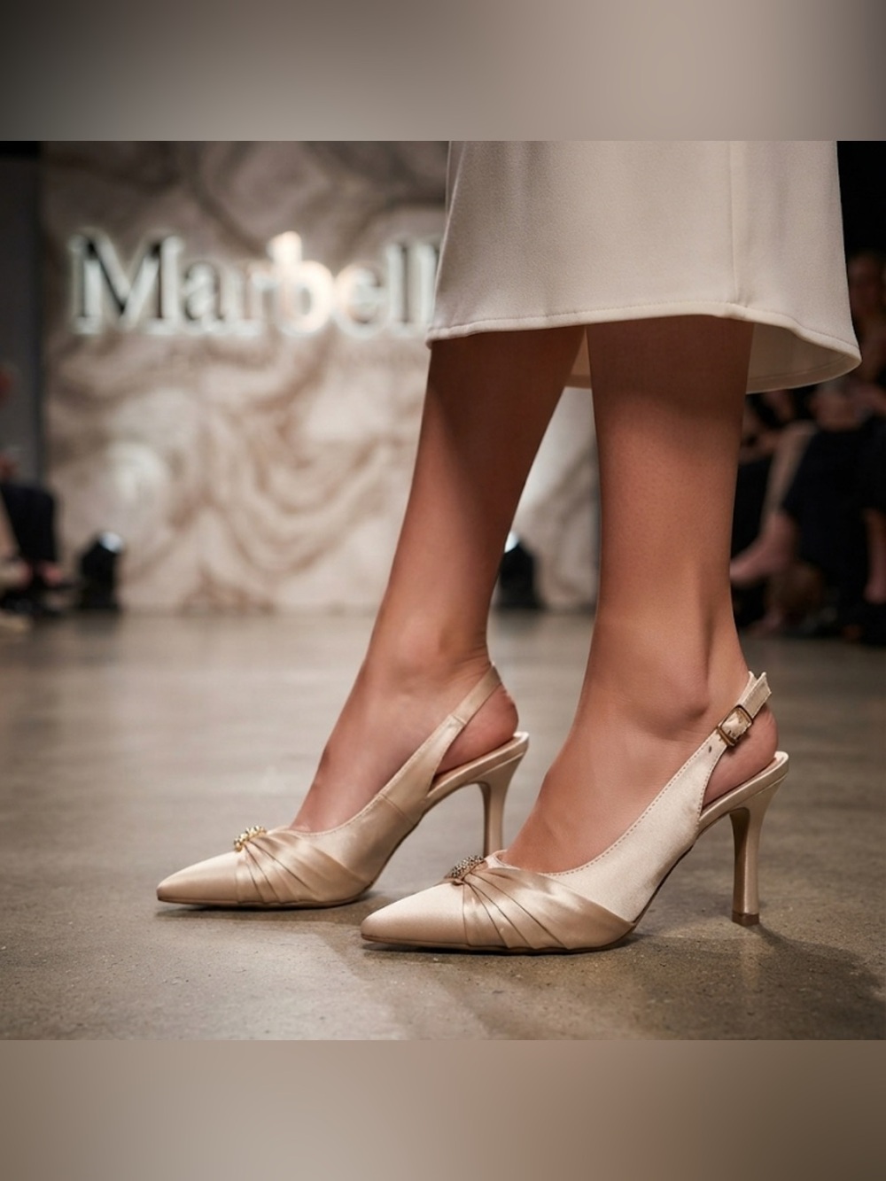 New Marbella champagne satin heels Sz 6.5 Display